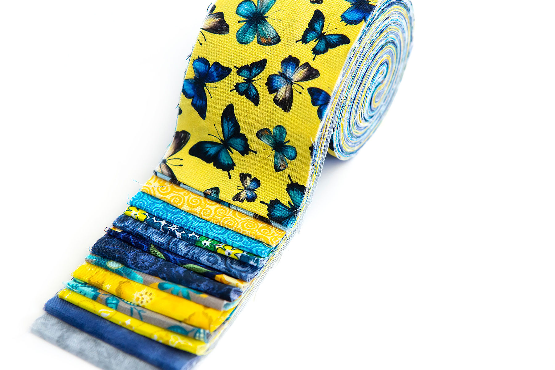 2.5 Inch Floral Butterflies Jelly Roll Fabric Quilting Strips - 1 Roll